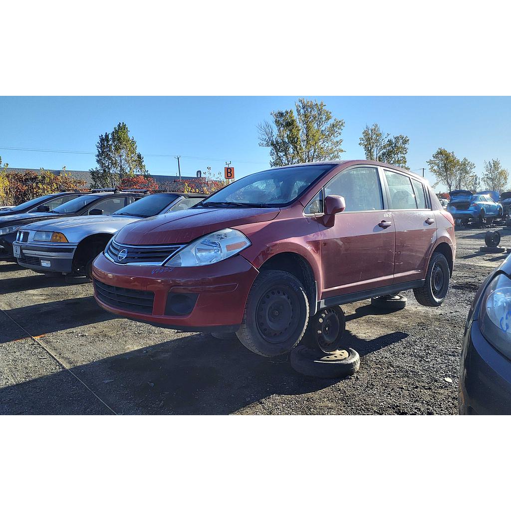 NISSAN VERSA 2011