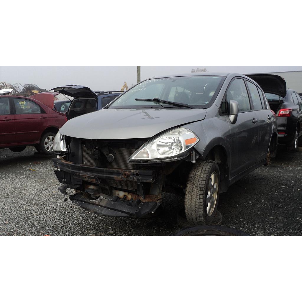NISSAN VERSA 2011