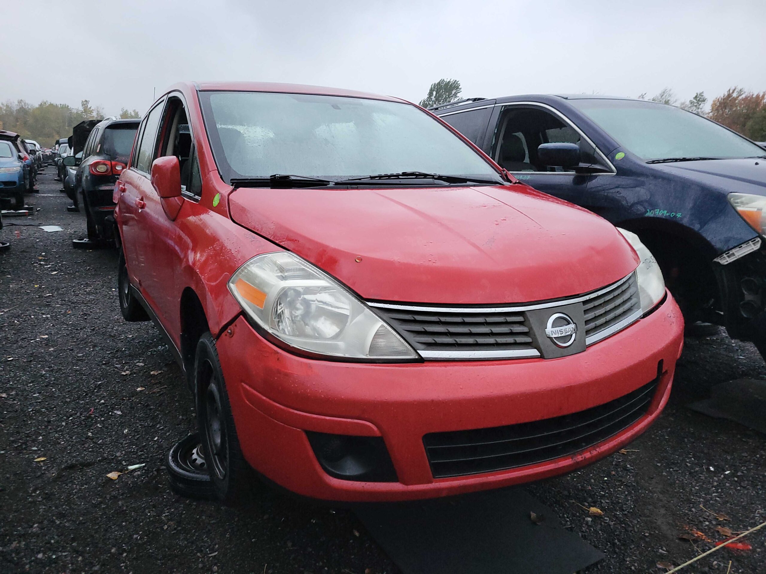 NISSAN VERSA 2011