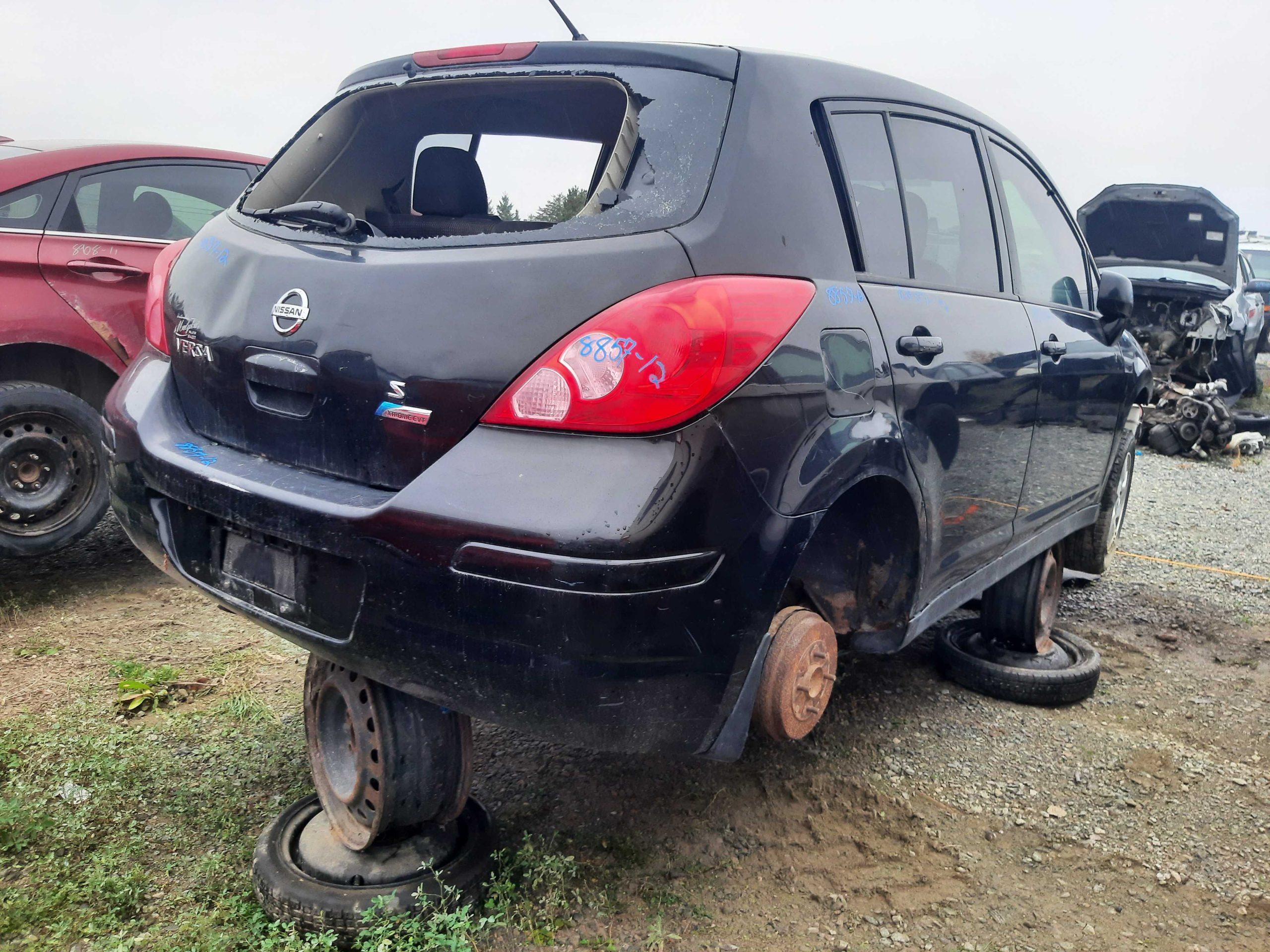 NISSAN VERSA 2012
