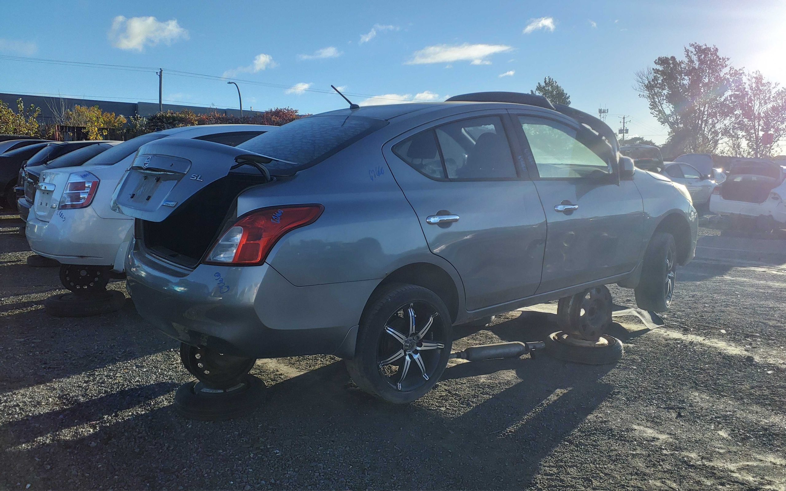 NISSAN VERSA 2012