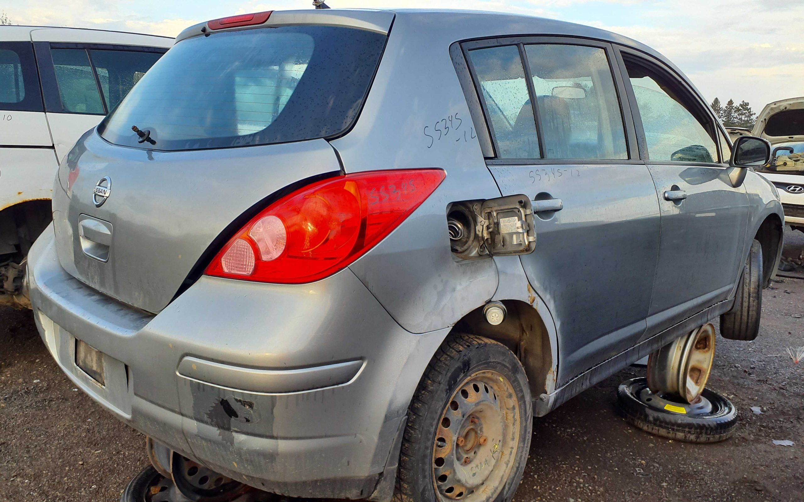 NISSAN VERSA 2012