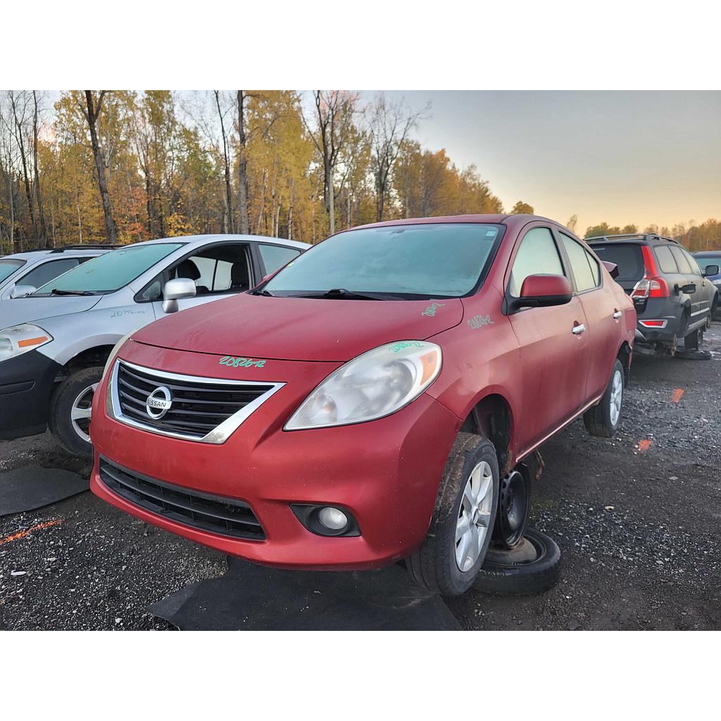 NISSAN VERSA 2012