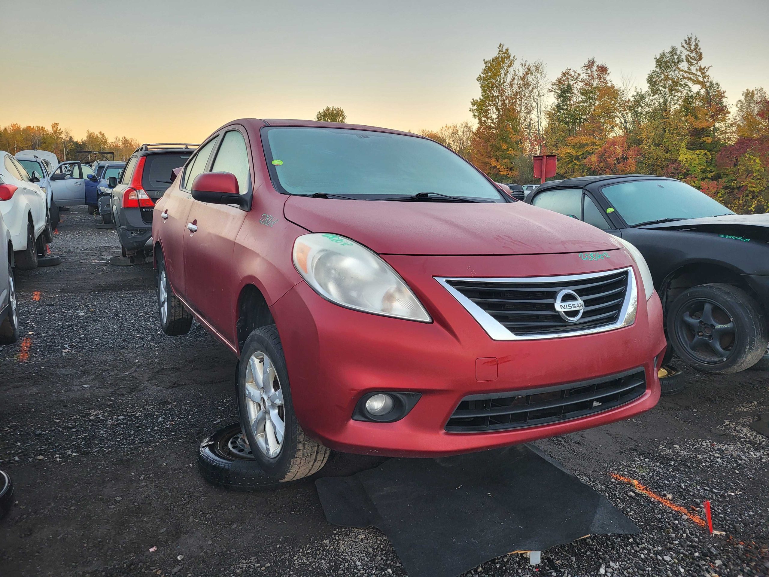 NISSAN VERSA 2012