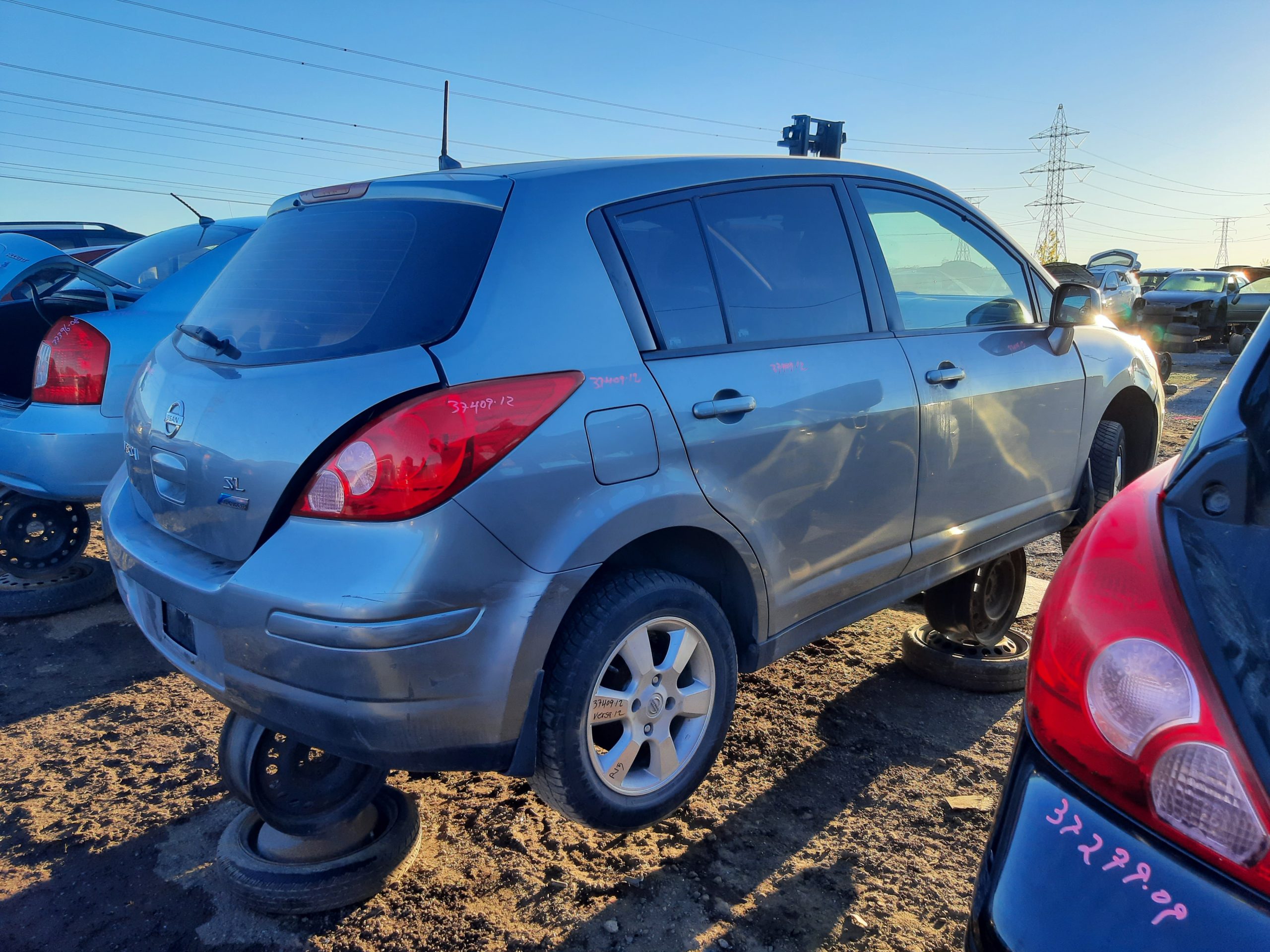 NISSAN VERSA 2012