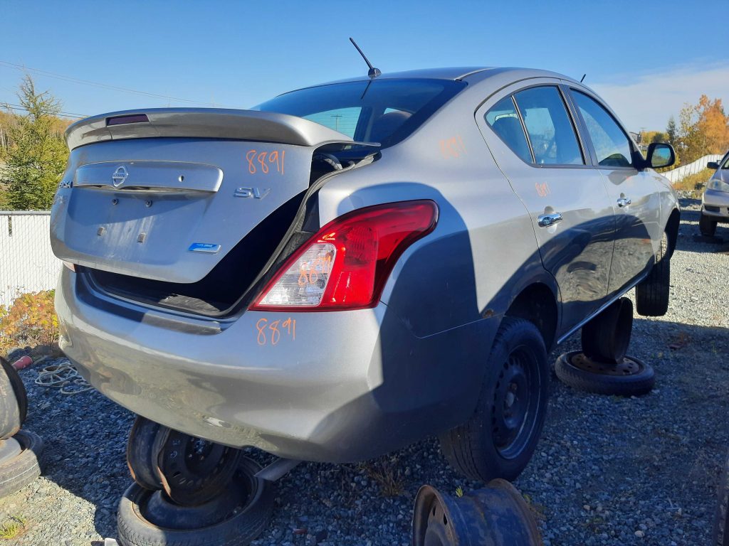 NISSAN VERSA 2013