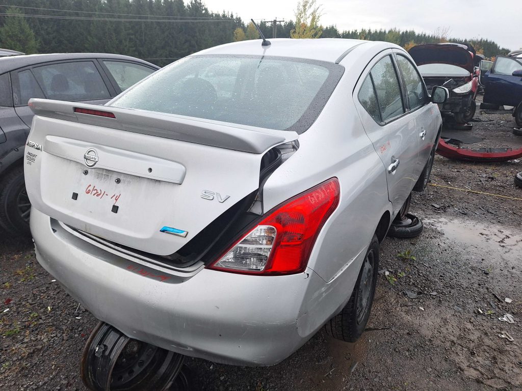 NISSAN VERSA 2014