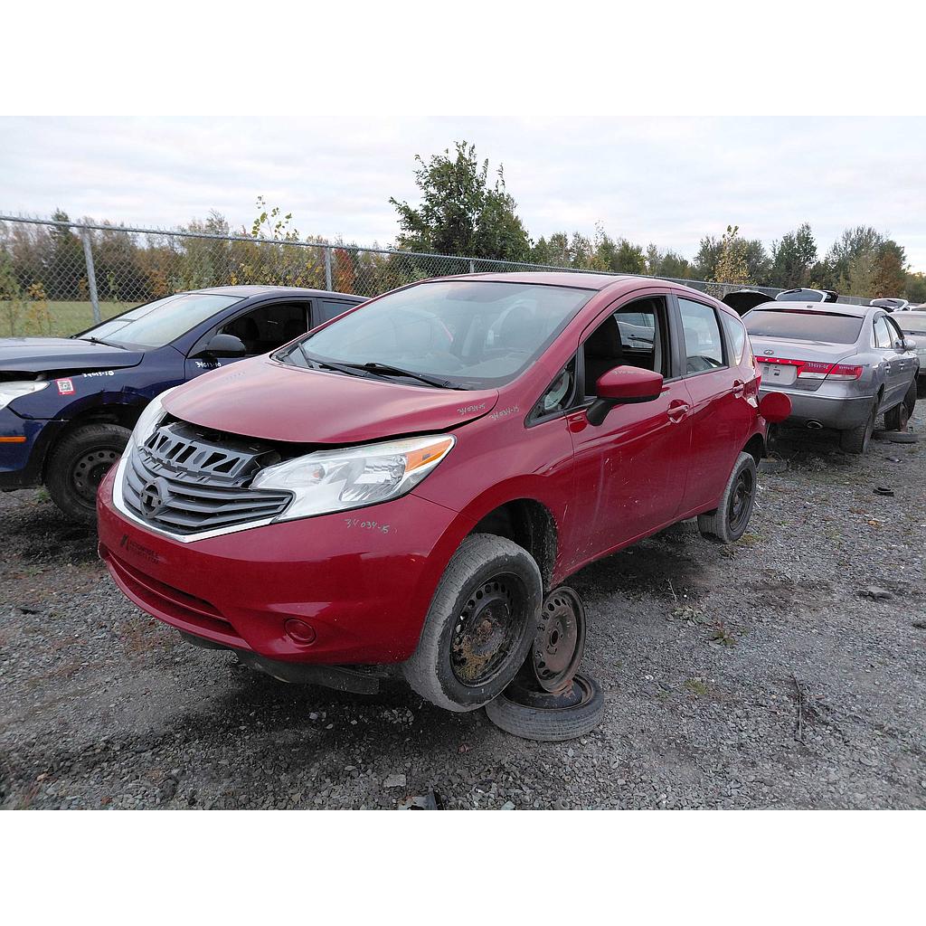 NISSAN VERSA 2015