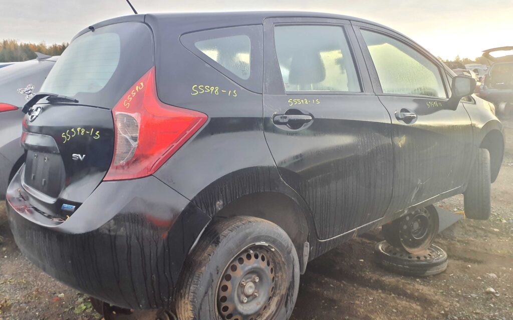 NISSAN VERSA 2015