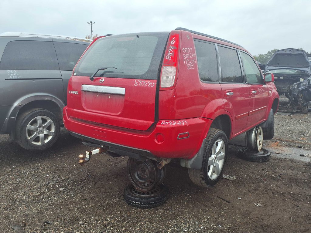 NISSAN X-TRAIL 2005