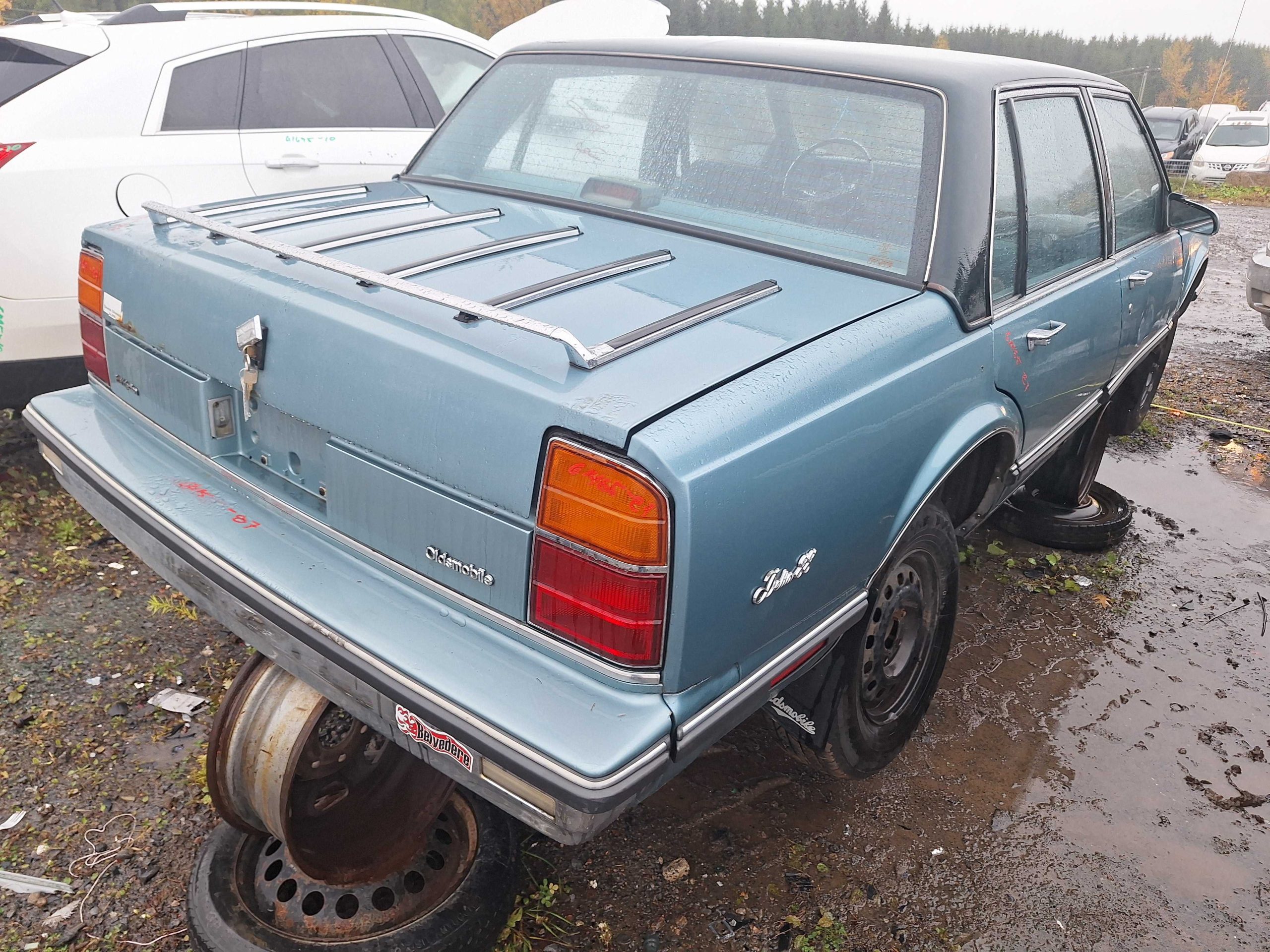 OLDSMOBILE DELTA 1987