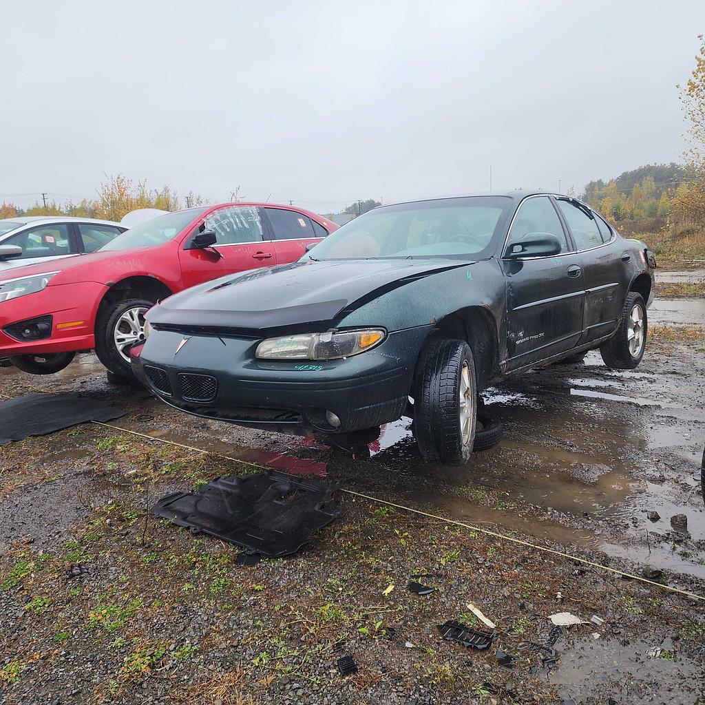 PONTIAC GRAND PRIX 2000