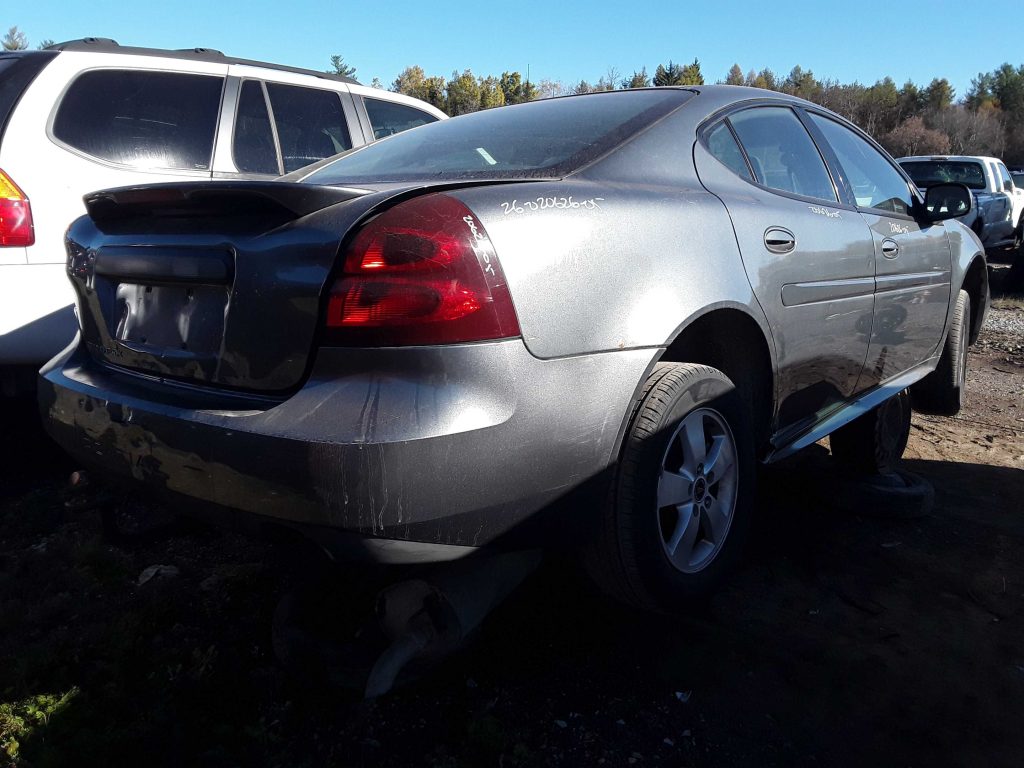 PONTIAC GRAND PRIX 2005