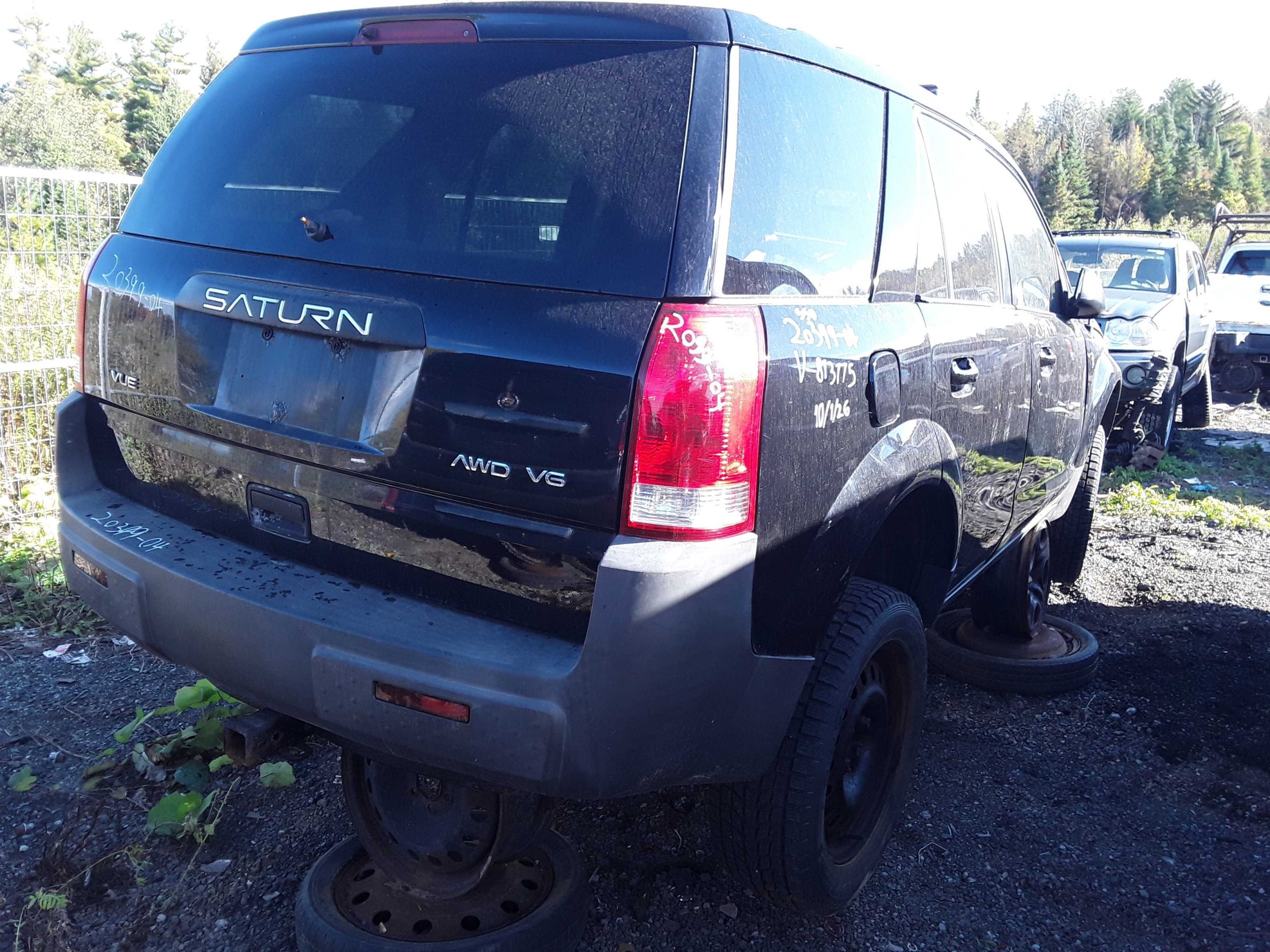 SATURN VUE 2004