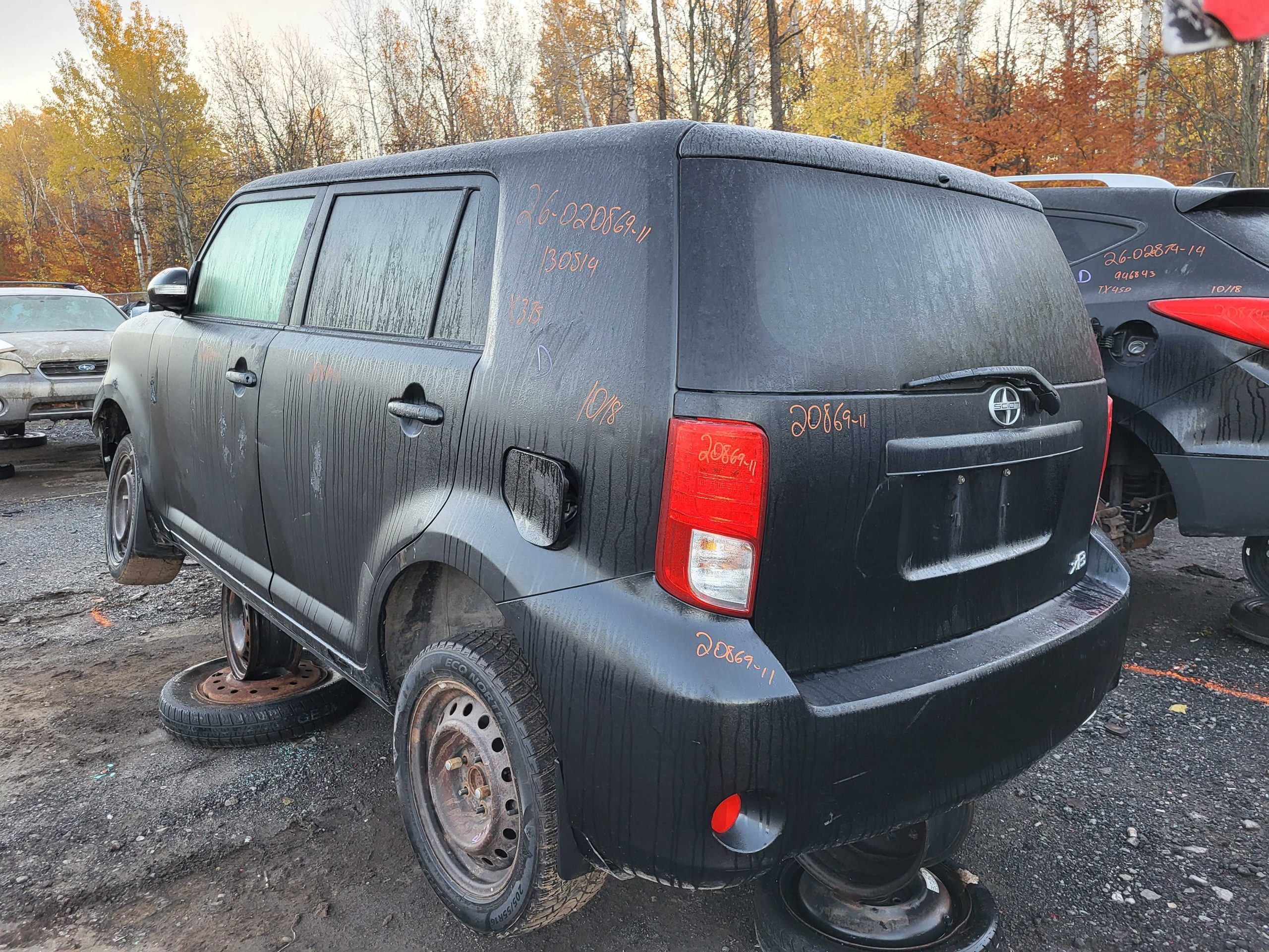 SCION XB 2011