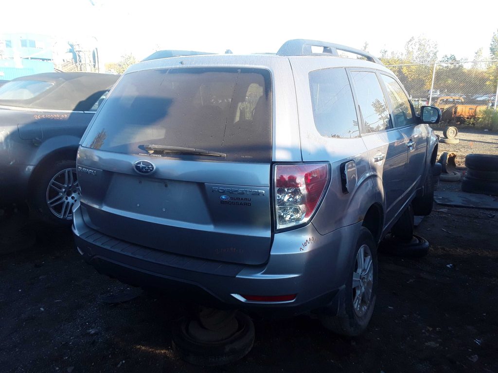 SUBARU FORESTER 2010