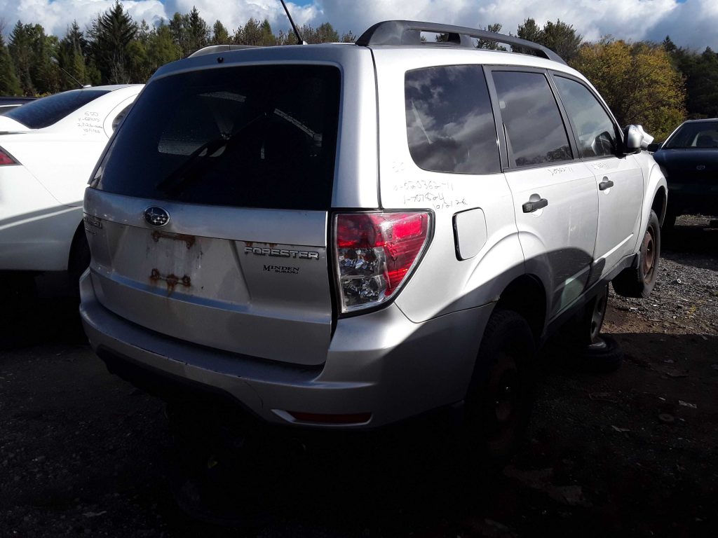 SUBARU FORESTER 2011