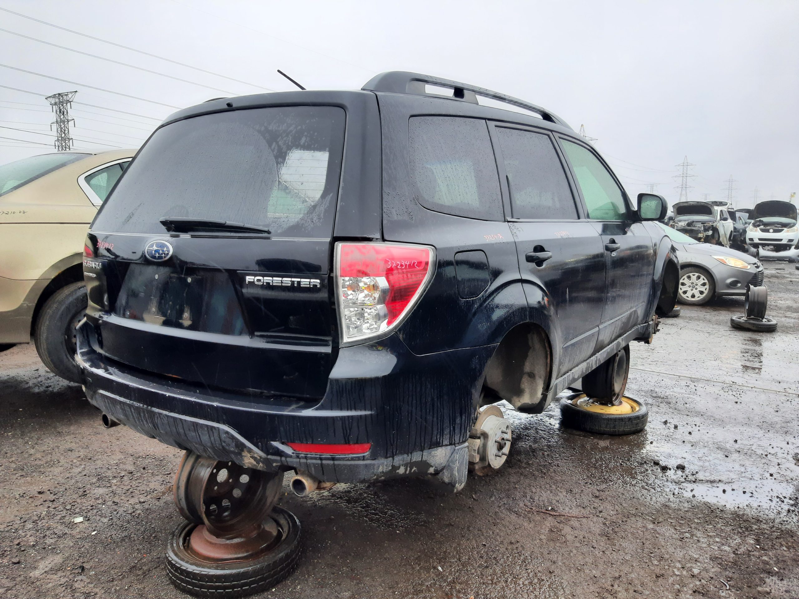 SUBARU FORESTER 2012