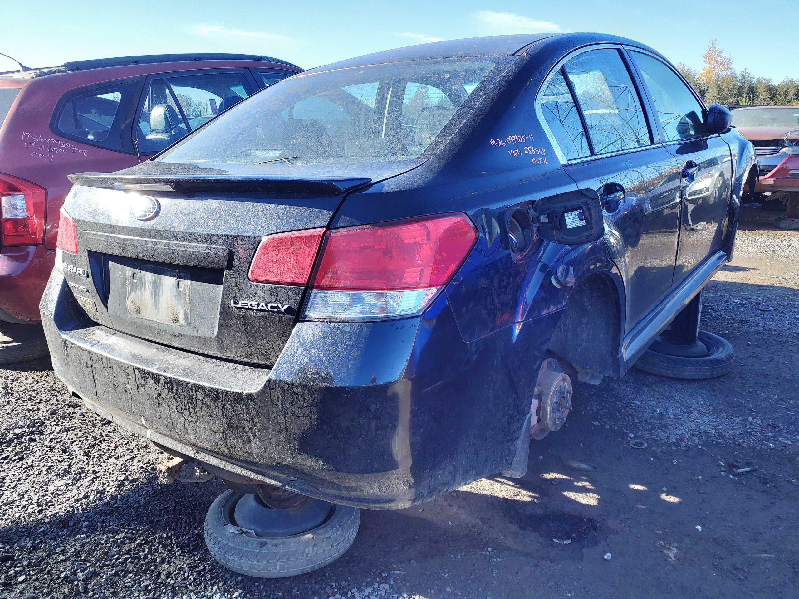 SUBARU LEGACY 2011