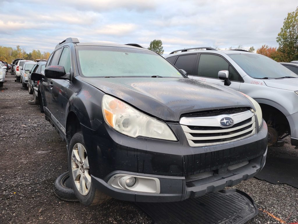 SUBARU OUTBACK 2010
