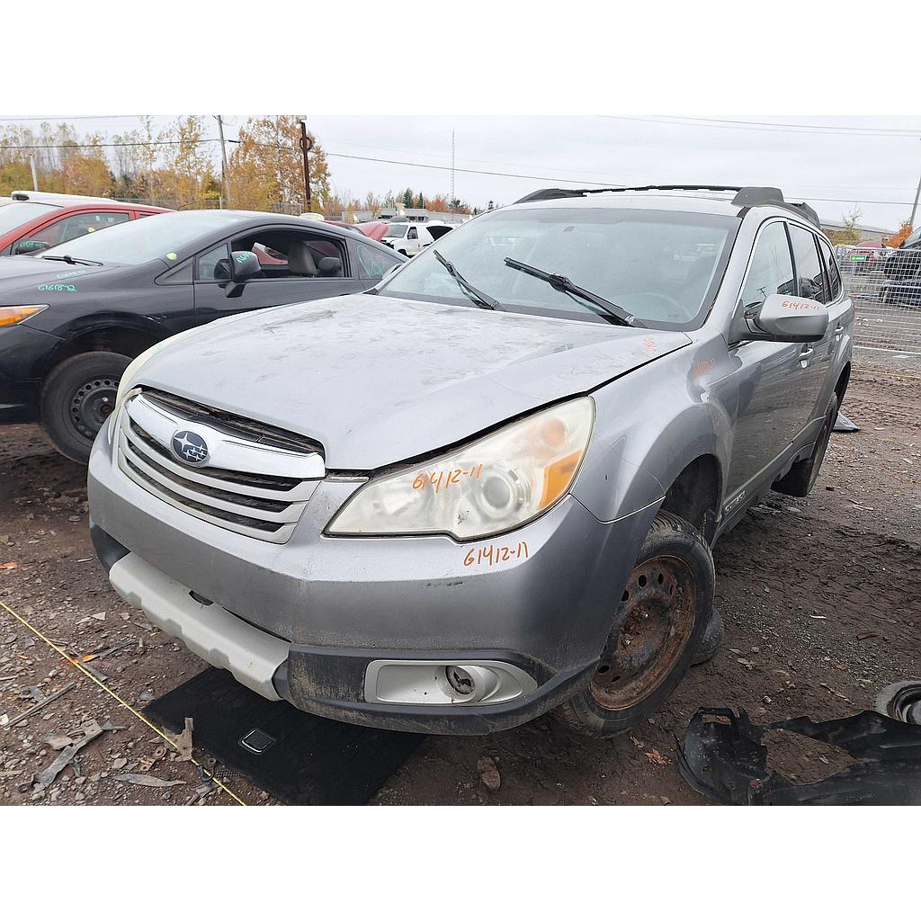 SUBARU OUTBACK 2011