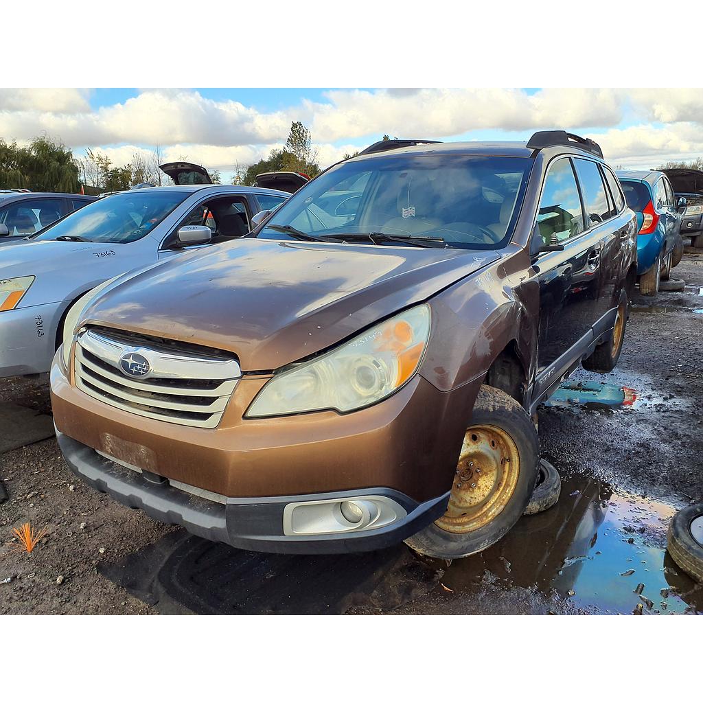 SUBARU OUTBACK 2011