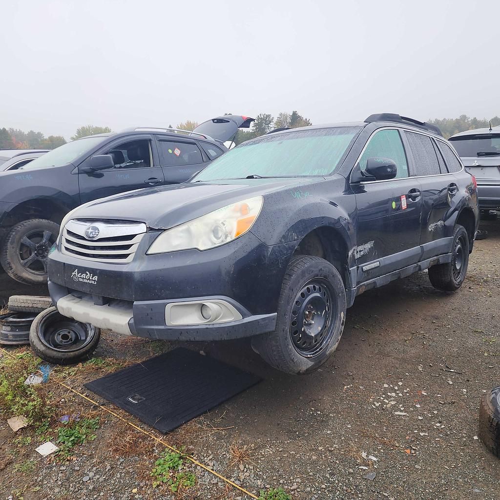 SUBARU OUTBACK 2012