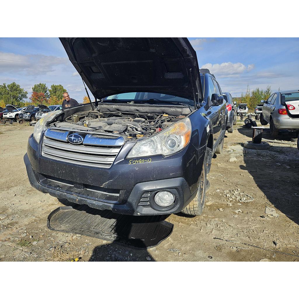 SUBARU OUTBACK 2013