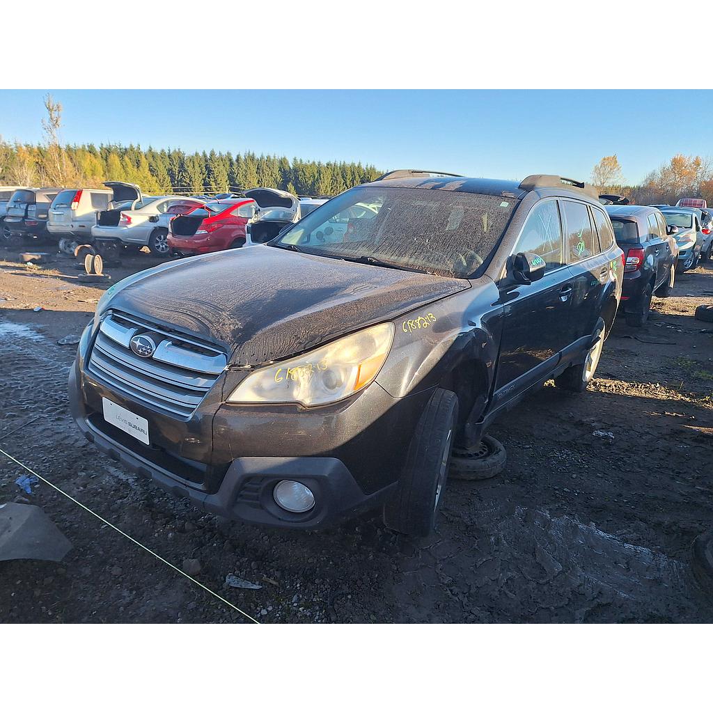 SUBARU OUTBACK 2013