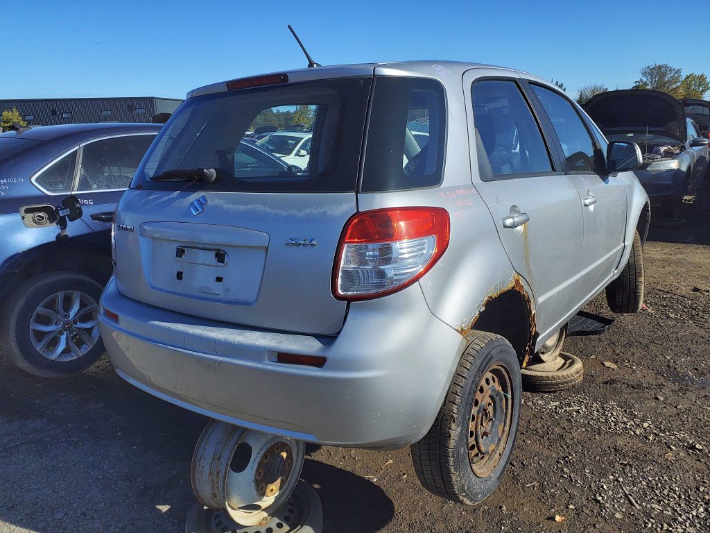 SUZUKI SX4 2010