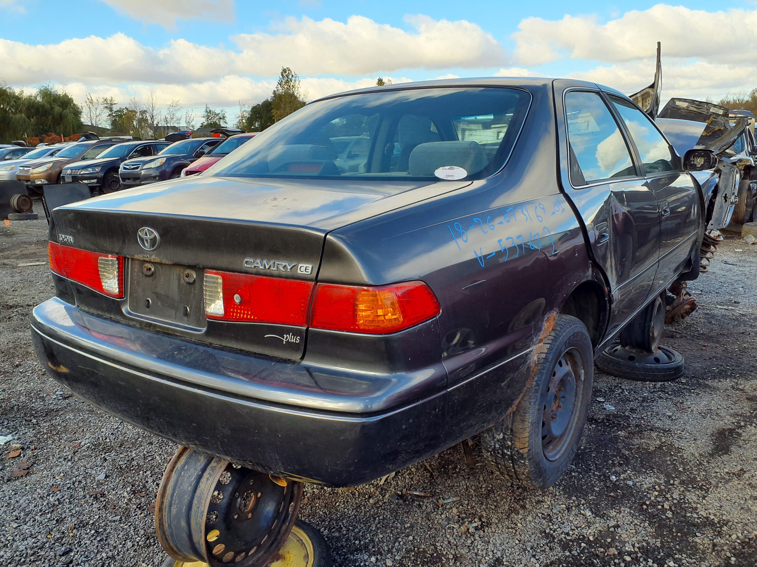 TOYOTA CAMRY 2001