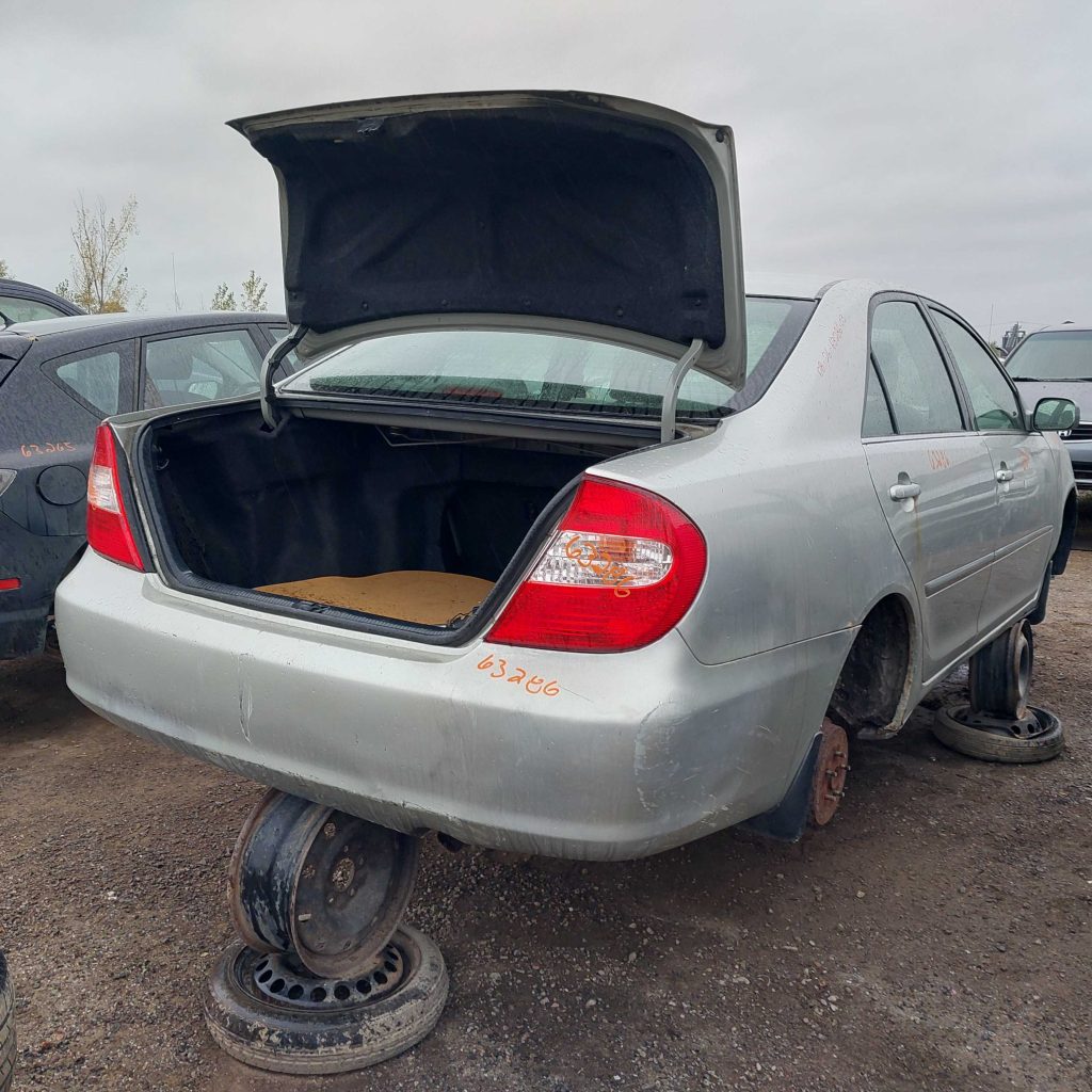 TOYOTA CAMRY 2003