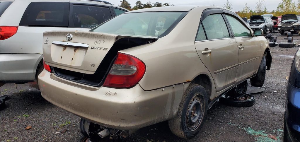 TOYOTA CAMRY 2004