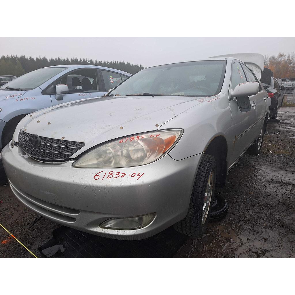 TOYOTA CAMRY 2004