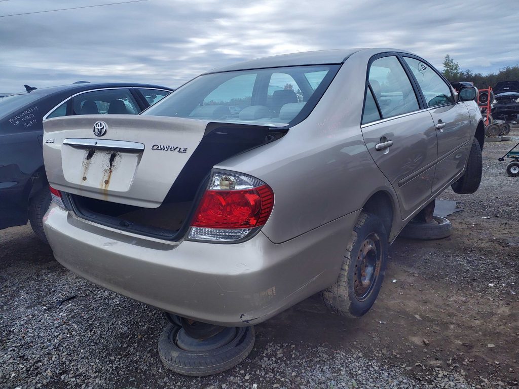 TOYOTA CAMRY 2005