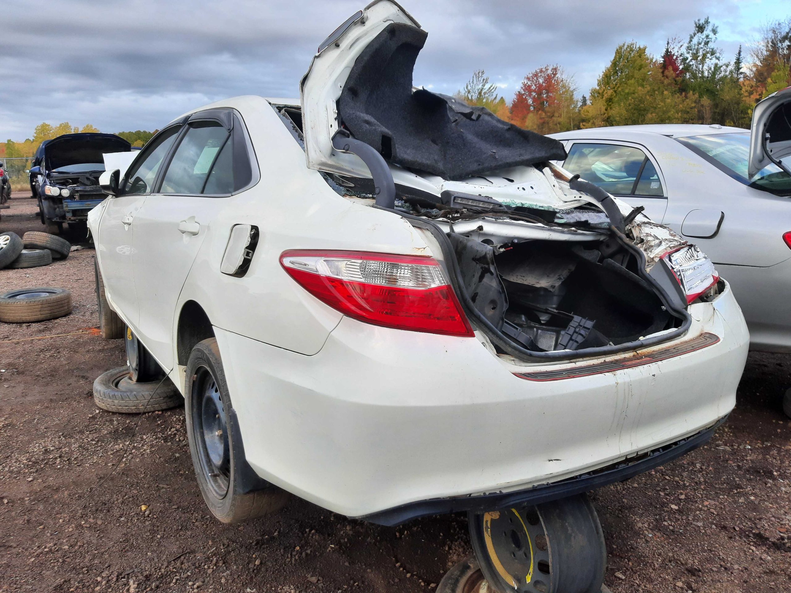 TOYOTA CAMRY 2015