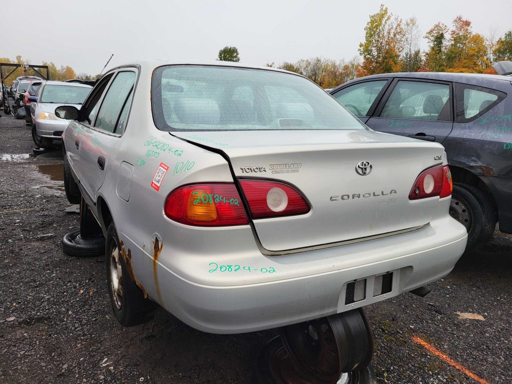 TOYOTA COROLLA 2002
