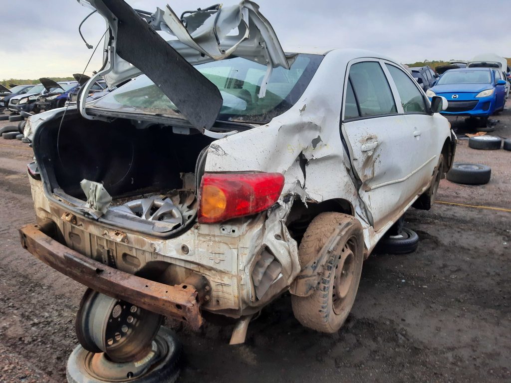 TOYOTA COROLLA 2010