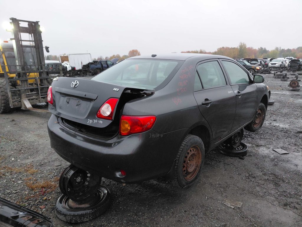 TOYOTA COROLLA 2010
