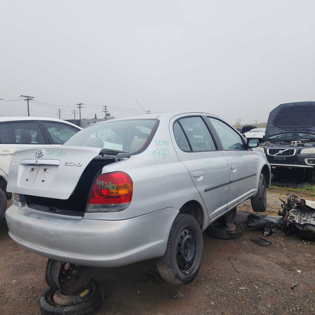 TOYOTA ECHO 2003
