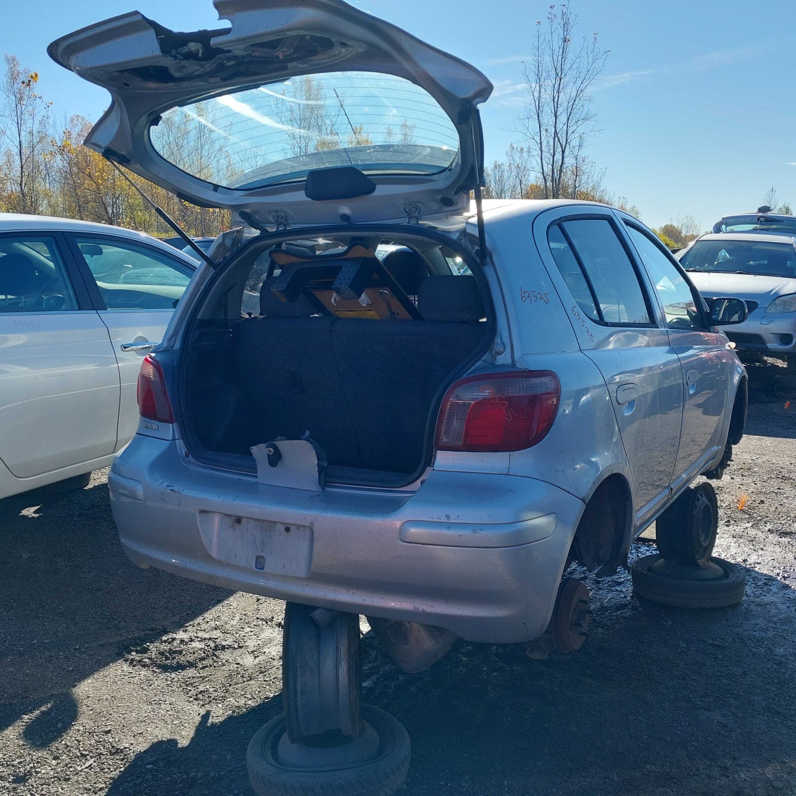 TOYOTA ECHO 2004