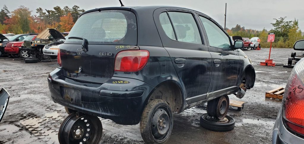 TOYOTA ECHO 2005