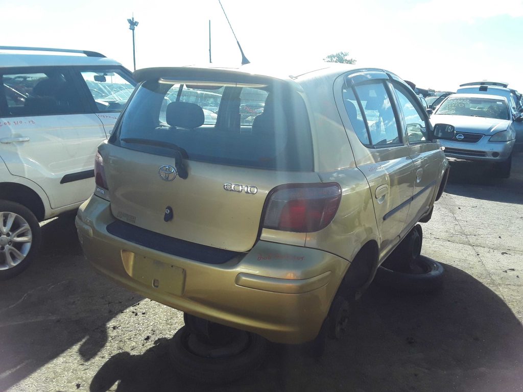 TOYOTA ECHO 2005