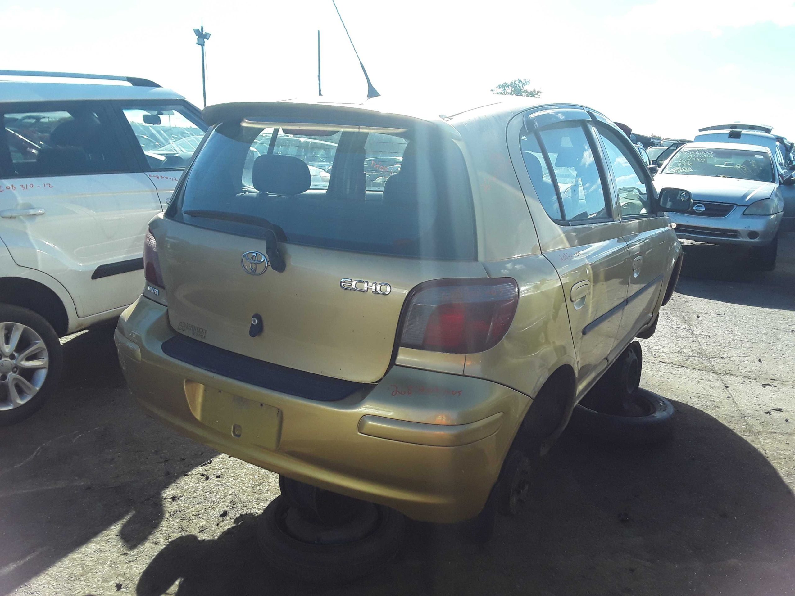 TOYOTA ECHO 2005