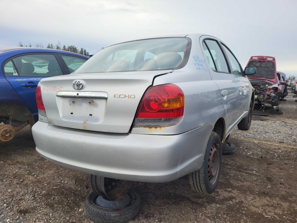 TOYOTA ECHO 2005