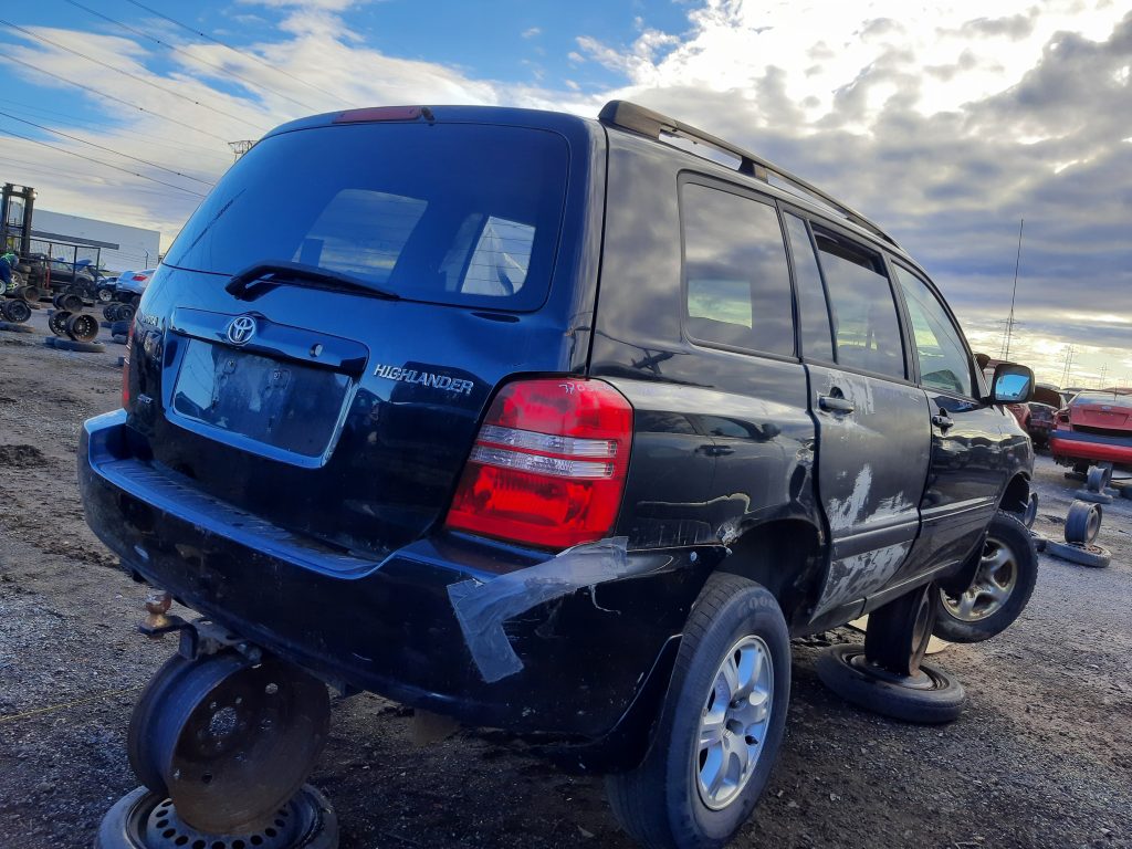 TOYOTA HIGHLANDER 2002