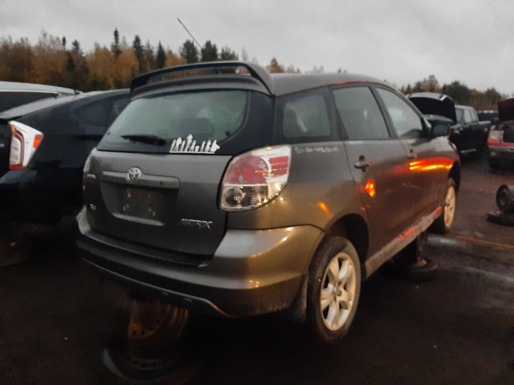 TOYOTA MATRIX 2005