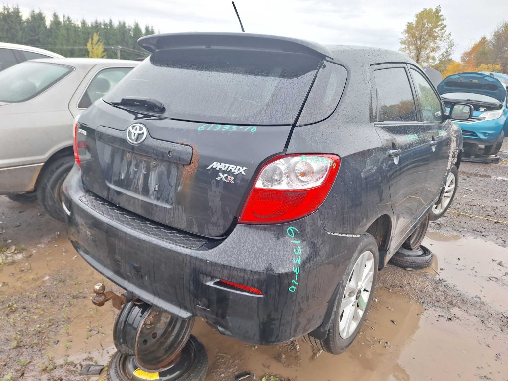 TOYOTA MATRIX 2010