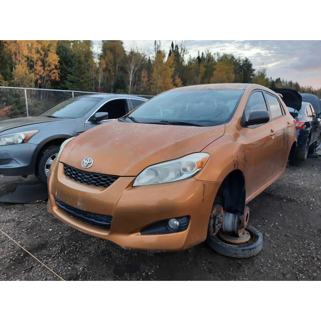 TOYOTA MATRIX 2010