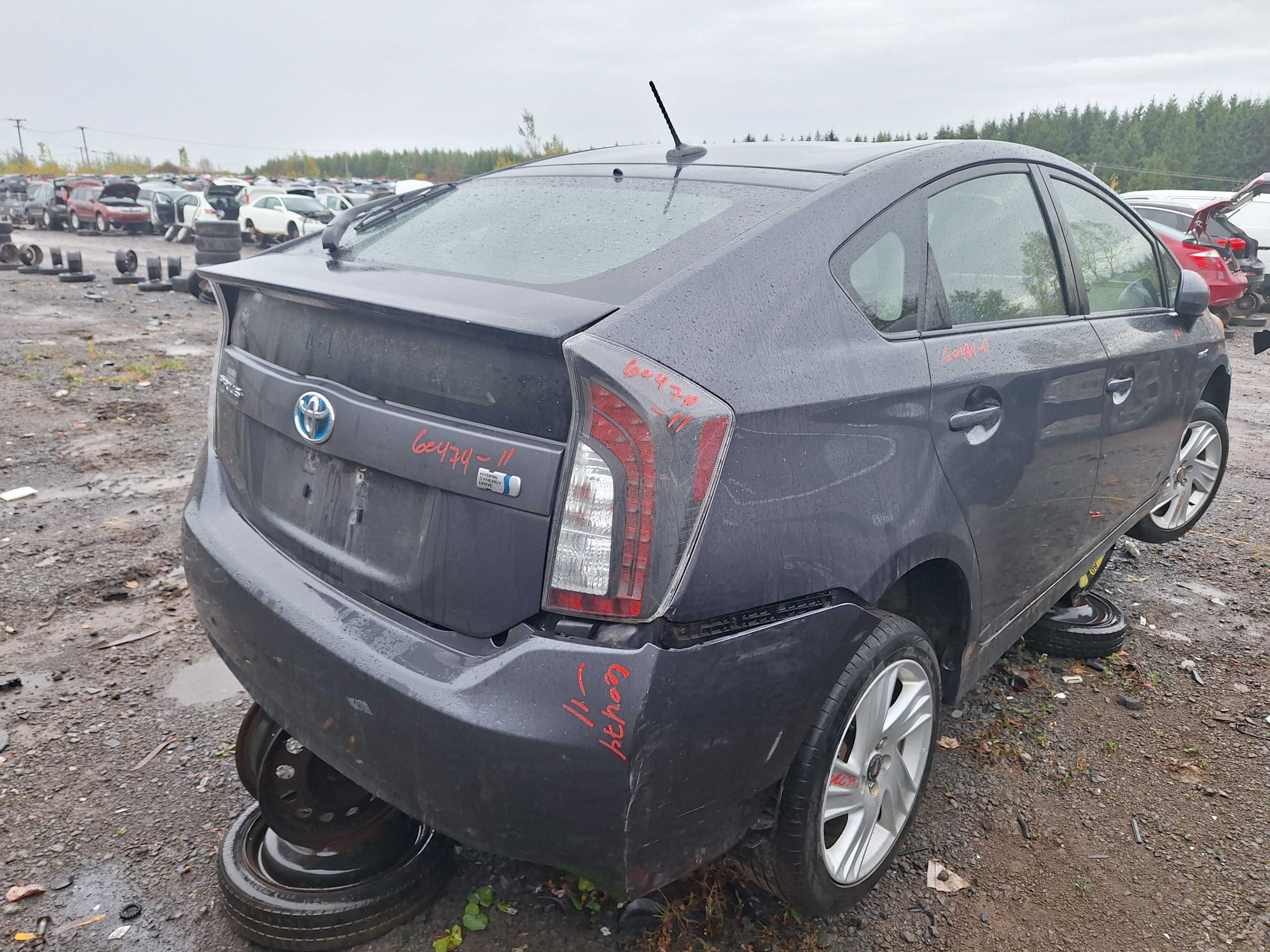 TOYOTA PRIUS 2011